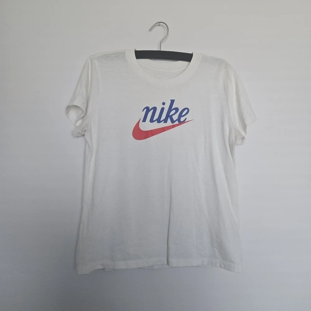 Nike Women's White T-Shirt